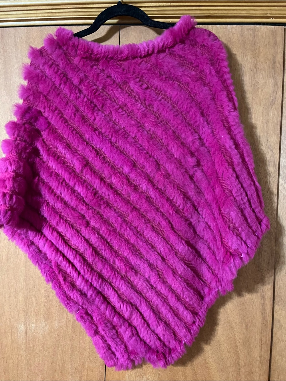 Fuchsia Rabbit Fur Poncho NWOT - Picture 2 of 4